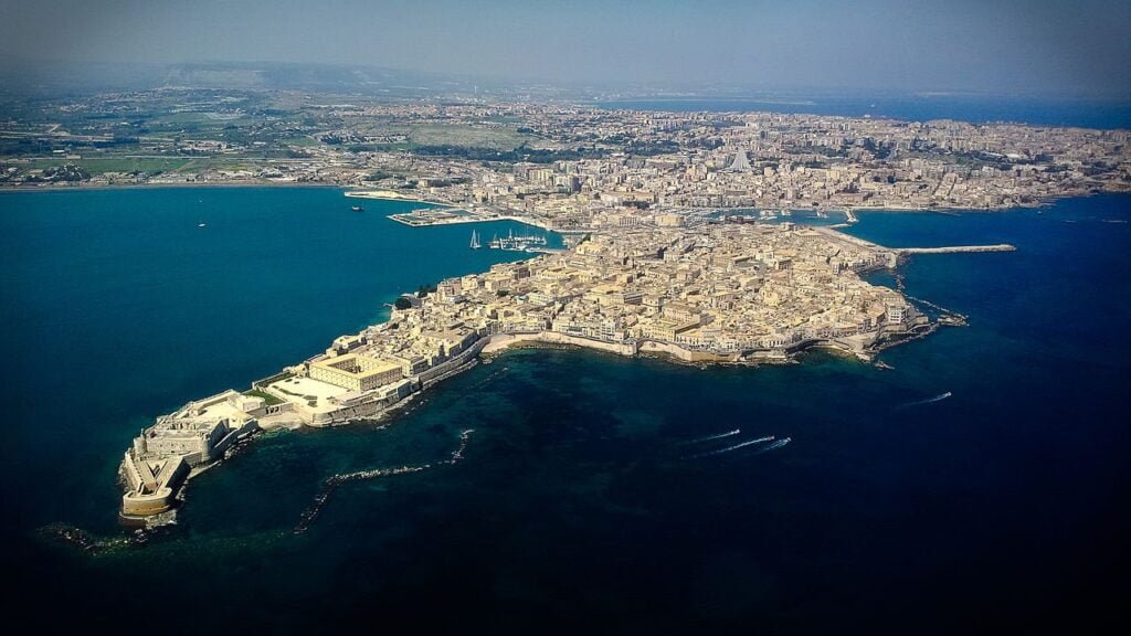 Siracusa, dove il passato e il presente si uniscono in una sinfonia unica